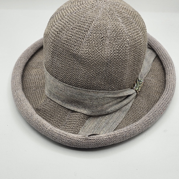 Elegant Gray Women's Bowler Hat with Rhinestone Accent - Picture 4 of 10